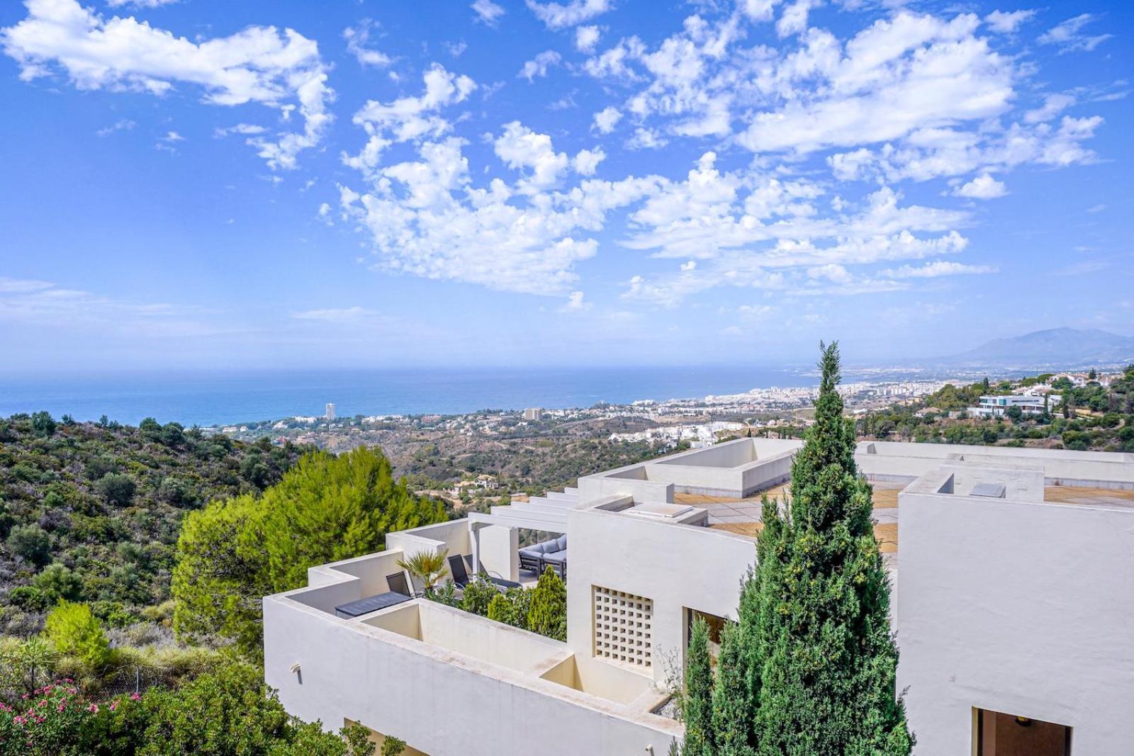 Spectacular Views - Luxury Apartment In Resort - Marbella Hills Zewnętrze zdjęcie